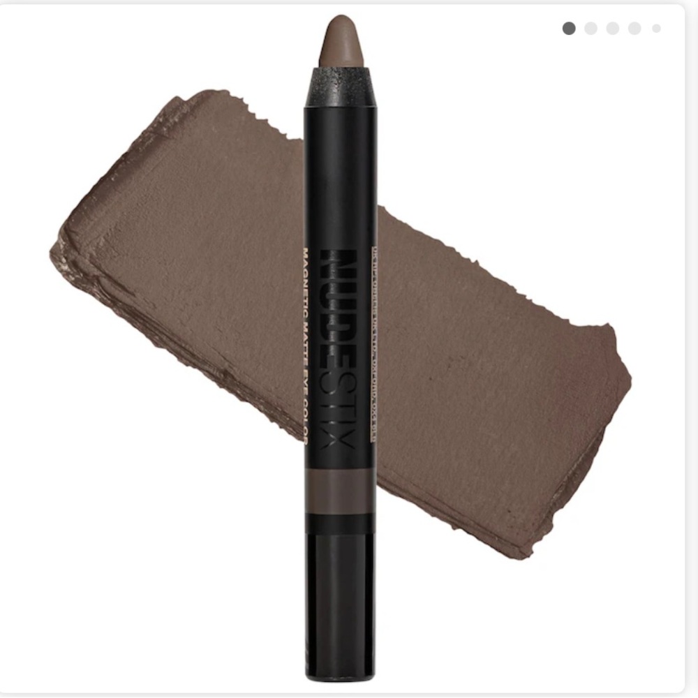 NUDESTIX Cream Eyeshadow Stick - Taupe Brown